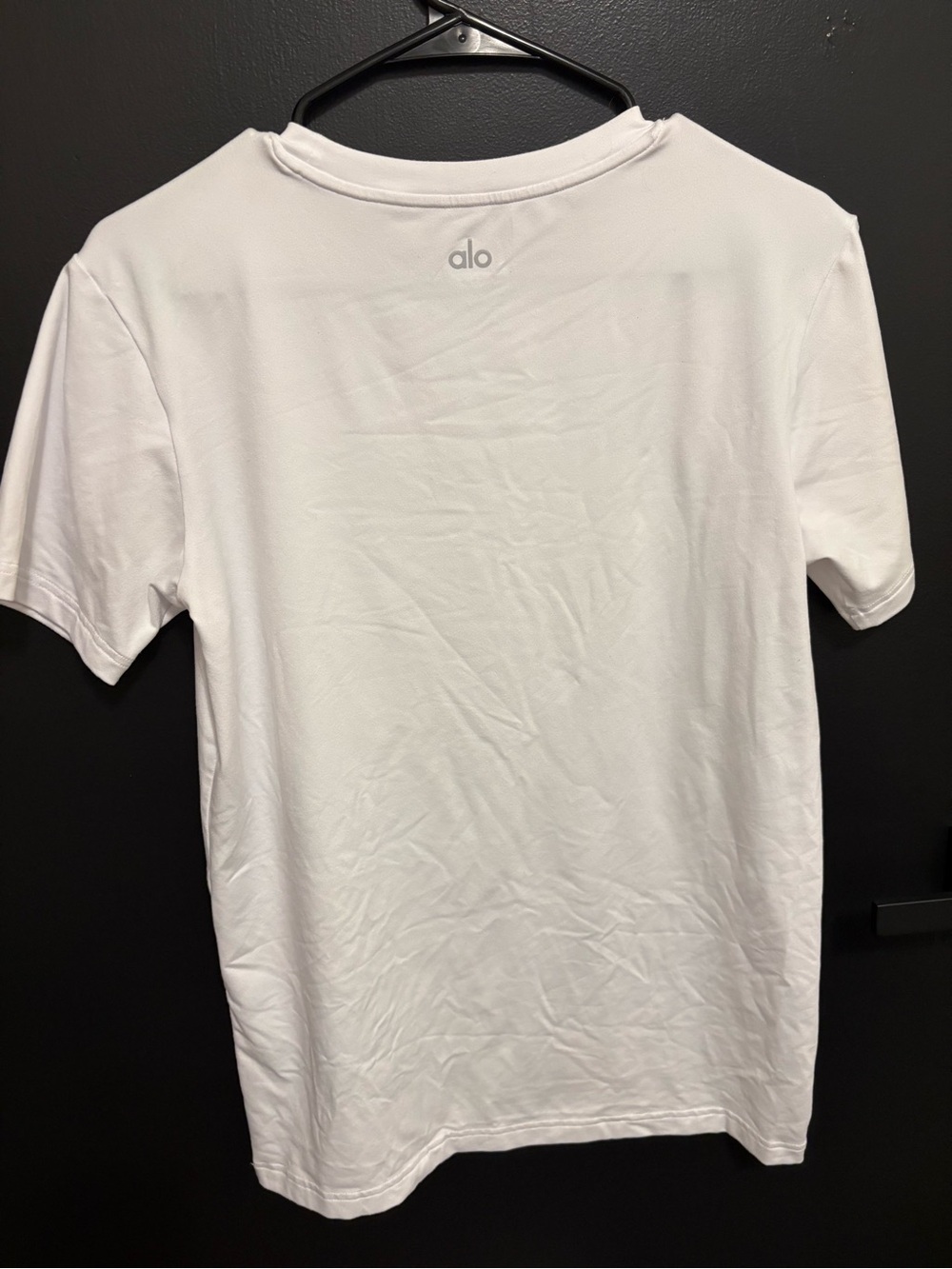 ALO Yoga Crew Tee in White - Picture 3 of 5